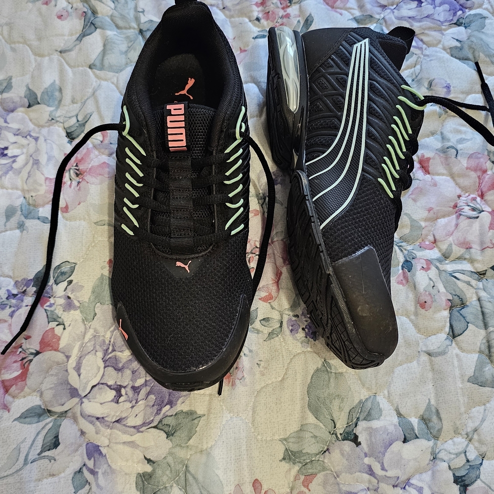 PUMA Women’s Black Running Shoes with Mint Accents